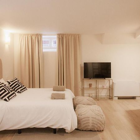 Apartamentos Cervantes バダホス エクステリア 写真
