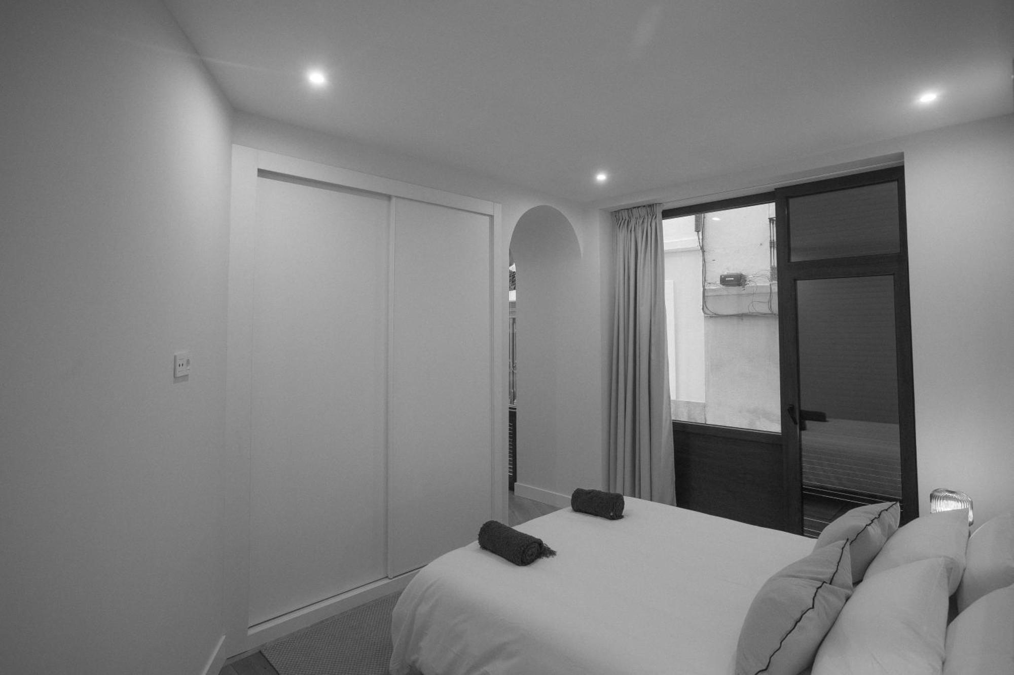 Apartamentos Cervantes バダホス エクステリア 写真