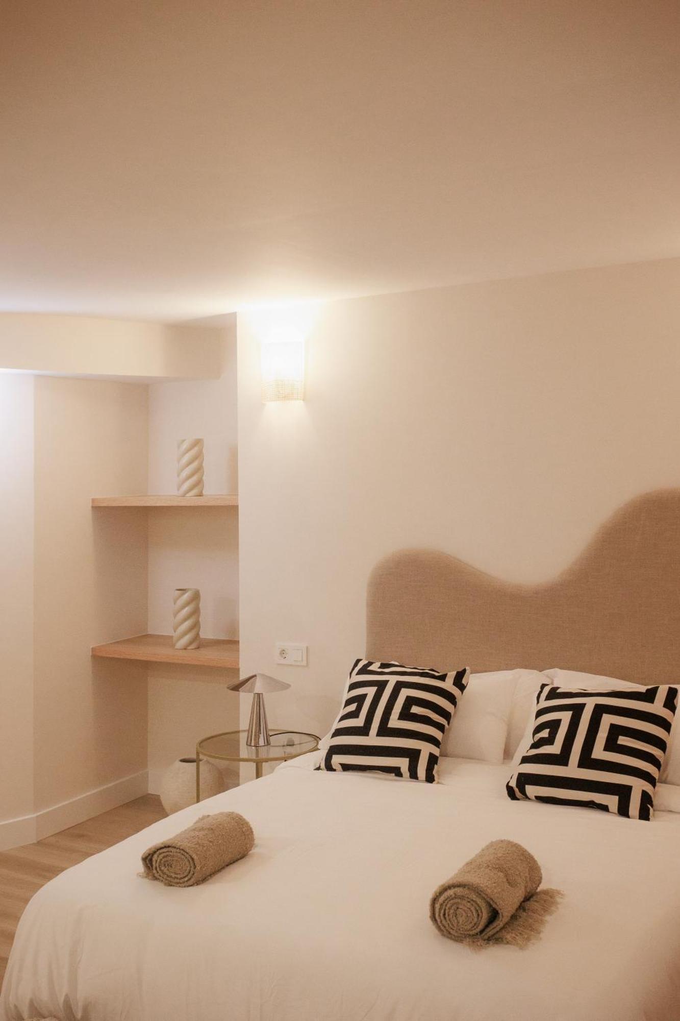 Apartamentos Cervantes バダホス エクステリア 写真