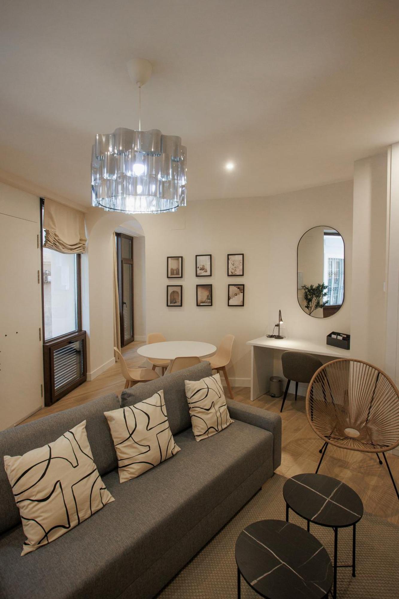 Apartamentos Cervantes バダホス エクステリア 写真